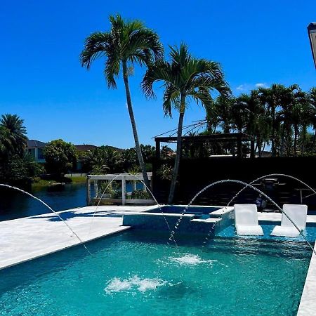 Lovers Cove Tamiami Exterior foto